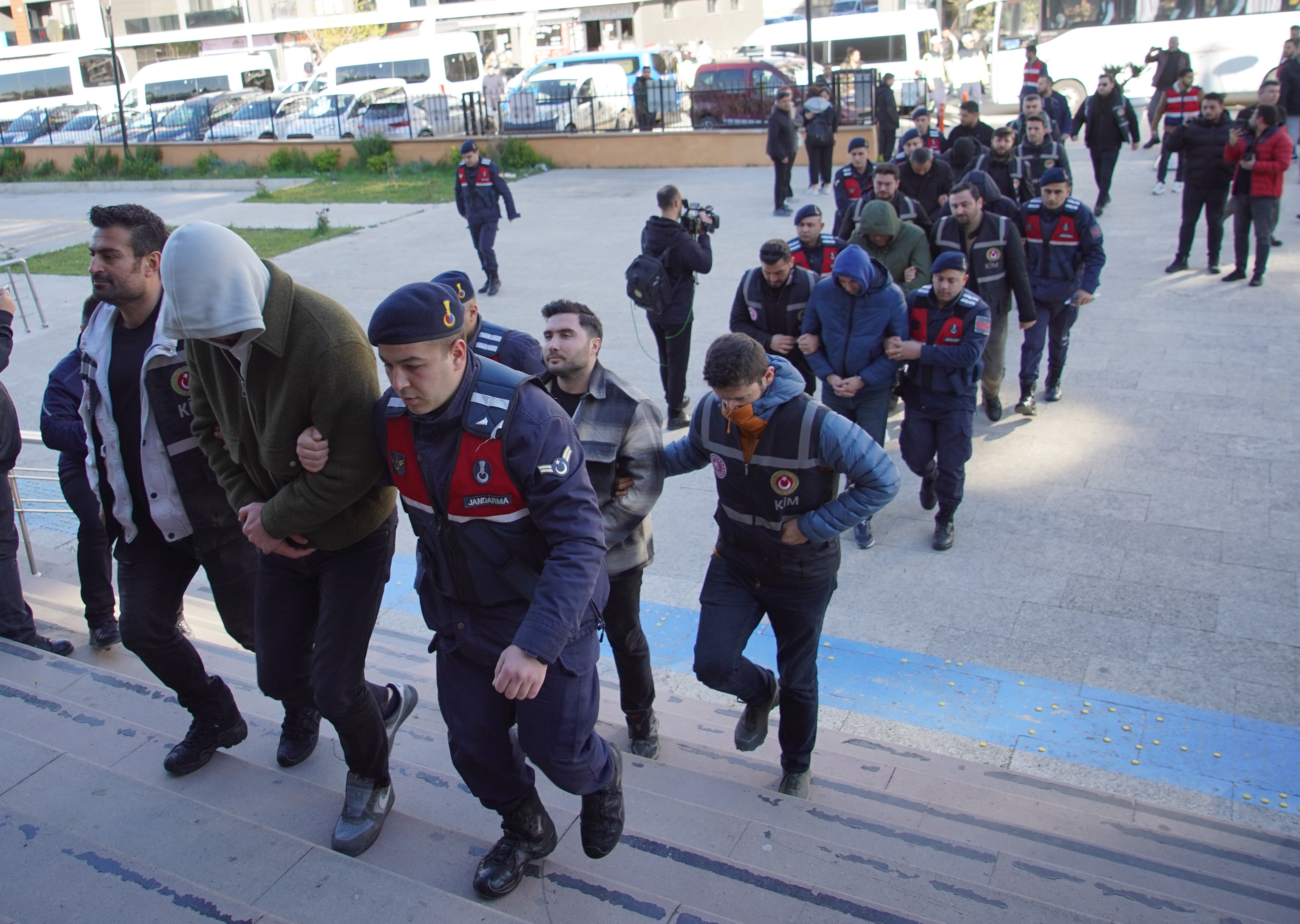 Kapıkule'de Rüşvet Operasyonu: 23 Memur Tutuklandı - Memurlar.Net