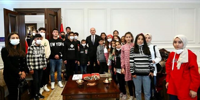 Bakan Soylu, Siirt'ten gelen �ehit ve gazi aileleriyle g�r��t�