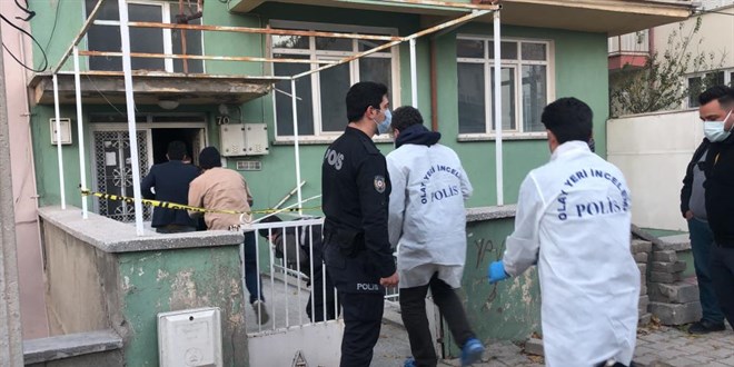 Sınıf öğretmeni evinde ölü bulundu