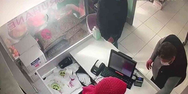 �ald�klar� paray� 'helallik' i�in geri getirdiler