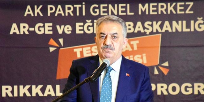 AK Parti'li Yazıcı'dan 'Teşkilat Akademisi' eğitiminde ders