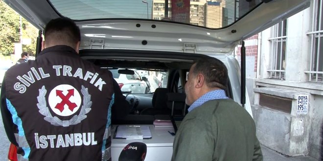 Sırt ağrısını bahane eden taksiciye, kemer takmamaktan ceza