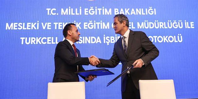 MEB ile Turkcell'den geleceğin yazılımcıları için istihdam seferberliği