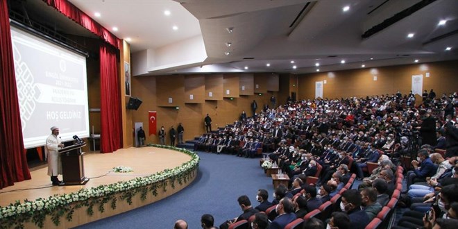 Diyanet İşleri Başkanı: Beşikten mezara kadar ilim herkese farzdır