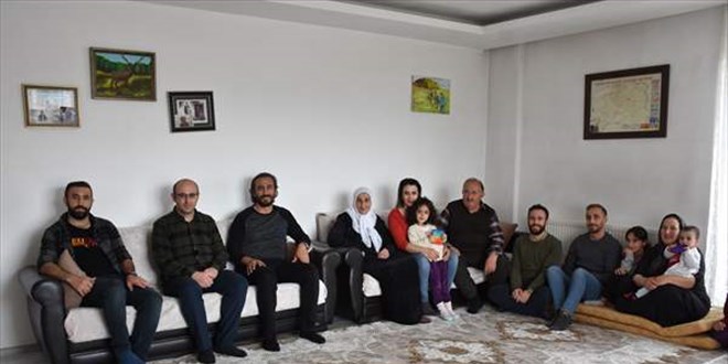 Doktor ağabeyin başarısı 7 kardeşinin hayatını değiştirdi