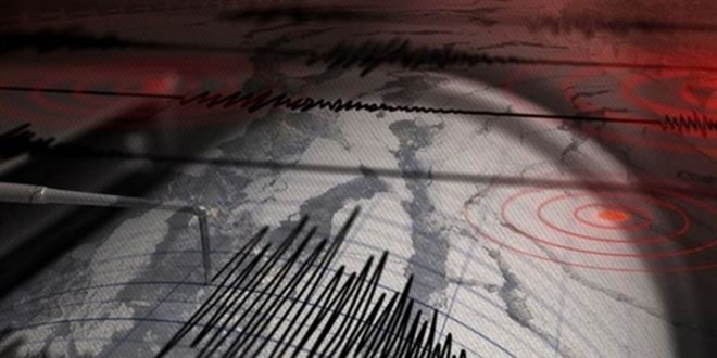 Bakan Koca: Erzurum depreminde 4 kişi yaralandı
