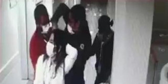 Acil serviste doktora saldırı anının görüntüleri ortaya çıktı