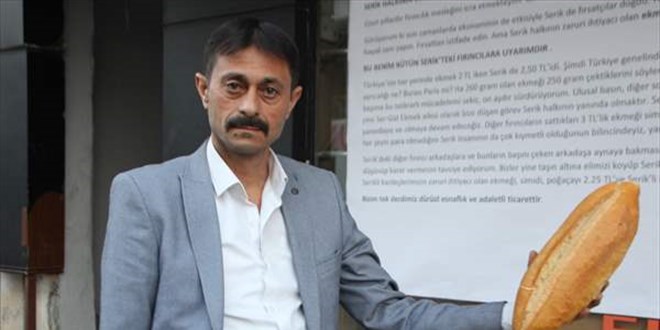 Zam yapan meslektaşlarına kızdı, ekmeği 2,25 liradan satışa sundu