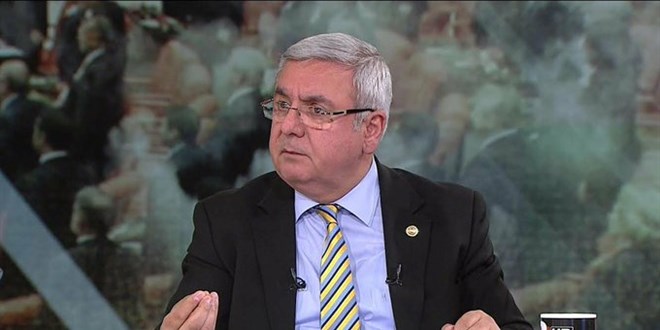 Mehmet Metiner: Dilipak hakkında açılan davalar geri çekilsin