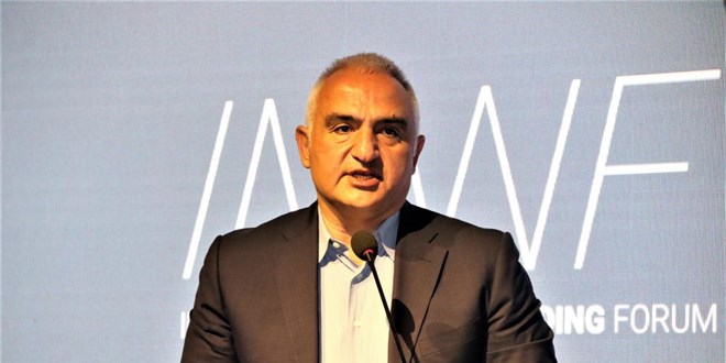 Bakan Ersoy: Türkiye dünyanın düğün evi konumunda
