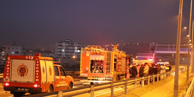 Siirt'te askeri aracın devrilmesi sonucu 2 asker yaralandı