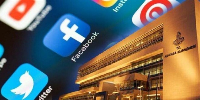 Paylaştığı haber yüzünden ceza alan öğrenci tazminat kazandı