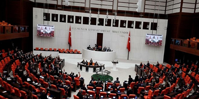 5'inci Yarg� Paketi'ni i�eren kanun teklifi yasala�t�