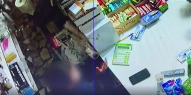 Dolandırıldığını anlayan çocuk göz yaşlarına boğuldu