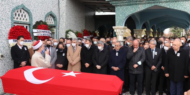 Eski İçişleri Bakanı Güneş son yolculuğuna uğurlandı