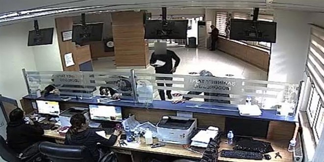 e-Devlet şifreli, dublörlü dolandırıcılar suçüstü yakalandı