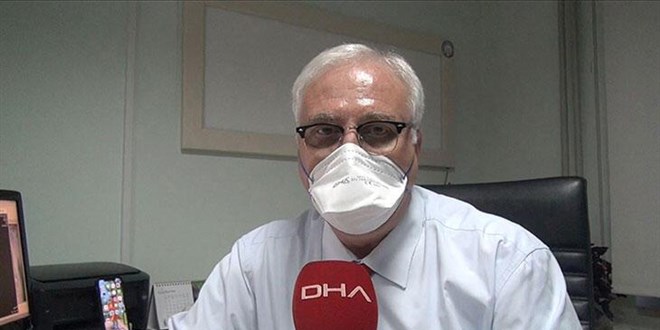 Bilim Kurulu Üyesi Özlü: Aşı yaptırmayanlar büyük risk altında