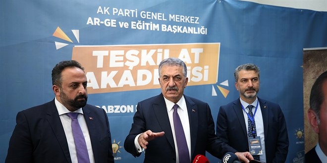 AK Parti'li Yazıcı: Bugün var olan sorunlarımızın farkındayız