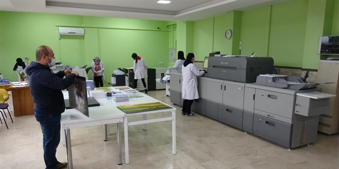 Bu lisede okuyan öğrenciler asgari ücret kadar kazanıyor