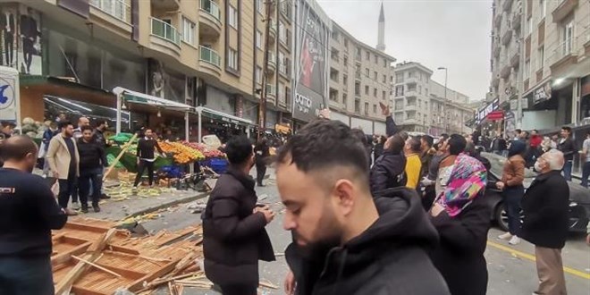 İstanbul'da fırtına nedeniyle 4 ölü 19 yaralı