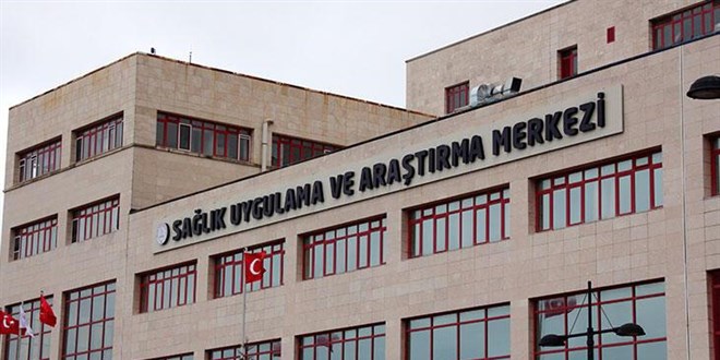 Hastane çatısındaki işçi, devrilen duvarın altında kalıp, öldü