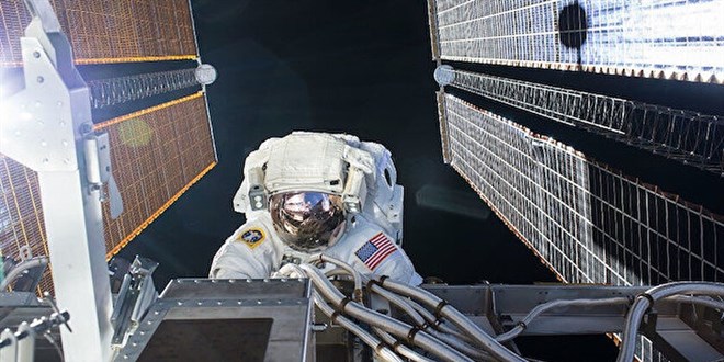 NASA astronotları uzay yürüyüşüne çıktı