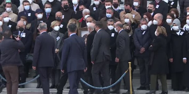 AK Parti'li Güldal Akşit, son yolculuğuna uğurlandı