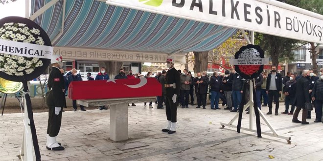 ABD'de vefat eden astsubay son yolculuğuna uğurlandı