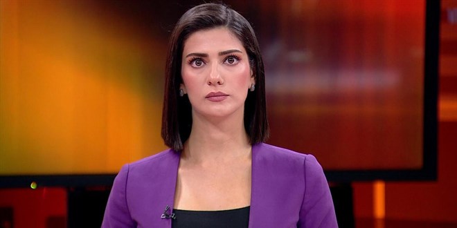 CNN Türk sunucusu görevinden ayrıldı