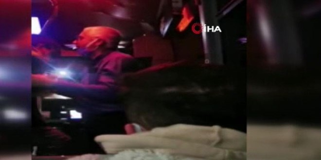 Kıyafetleri kirli diye araçtan indirilmeye çalışılan yolcu ile şoför konuştu