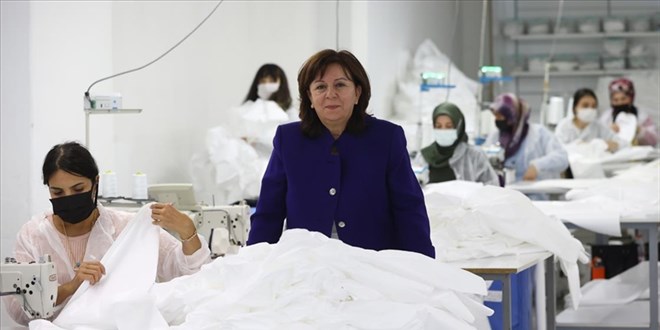 Doktorken sanayici oldu, tulum üretip ihracata başladı
