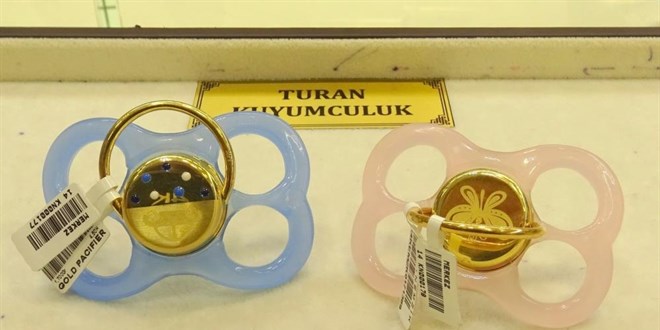 Altın fiyatları yükselse de altın emzik rekabeti bitmiyor