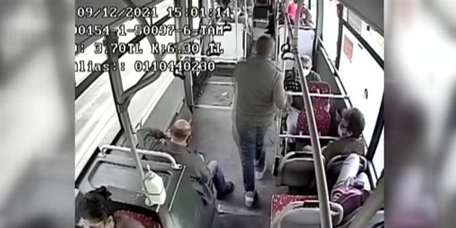 Otobüse maskesiz bindi, polise kimlik göstermeyince gözaltına alındı