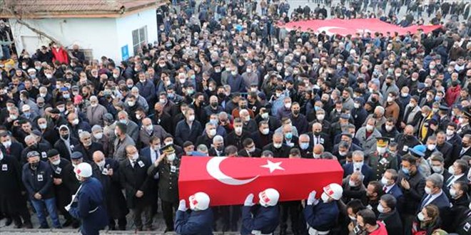 Türkiye Pençe-Yıldırım Harekatı şehitlerine veda etti