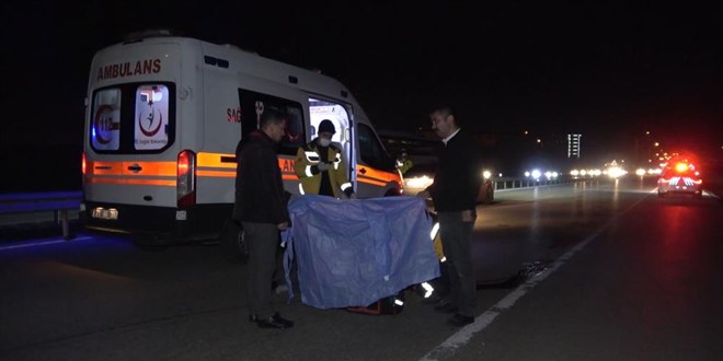 �st ge�idi kullanmayan ya�l� adam can�ndan oldu