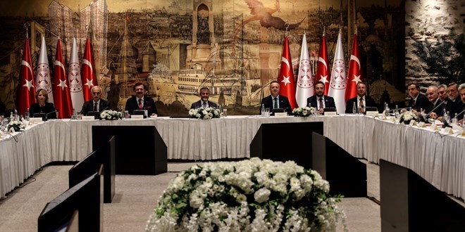 Bakan Nebati, iş dünyası temsilcileriyle İstanbul'da buluştu