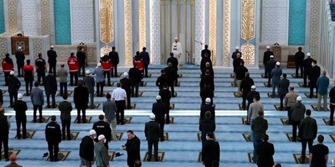 Cami tabelasından 'T.C.' kalkıyor, Cumhurbaşkanlığı yıldızı geliyor