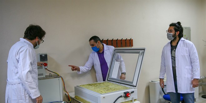 İzmir'de elektrikli araçlar için 'hızlı şarj imkanı sağlayan batarya sistemi' geliştirildi