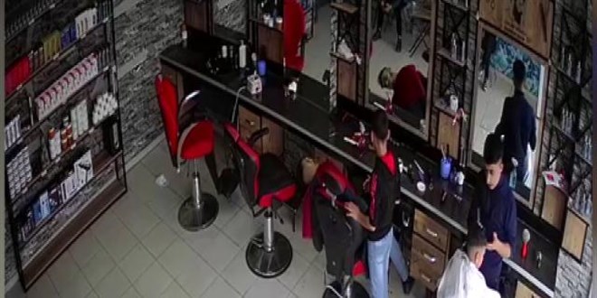 Tıraş olurken kalp krizi geçirdi