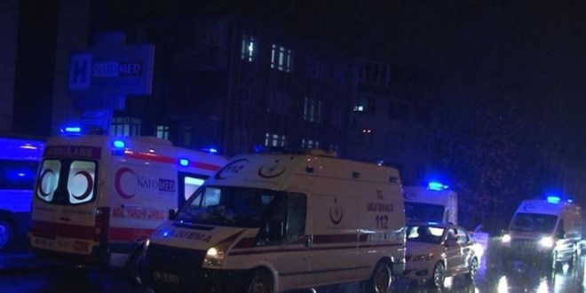 Ba�kent'te �zel bir hastanede ��kan yang�n nedeniyle 17 hasta tahliye edildi