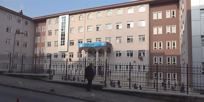 İlkokulda öğrencilere taciz iddiası! Öğretmen tutuklandı