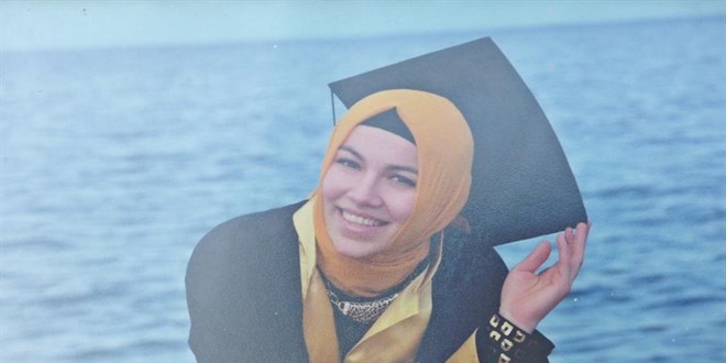 Edanur öğretmen ve imam olan eşi son yolculuğa uğurlandı