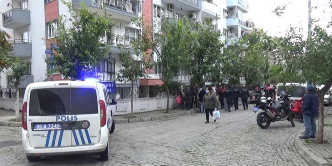 İki ay önce emekli olan polis, evde vurulmuş halde bulundu