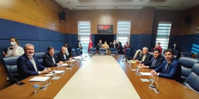 Muhalefetin 'parlamenter sistem' çalışması 22 Aralık'ta genel başkanlara sunulacak