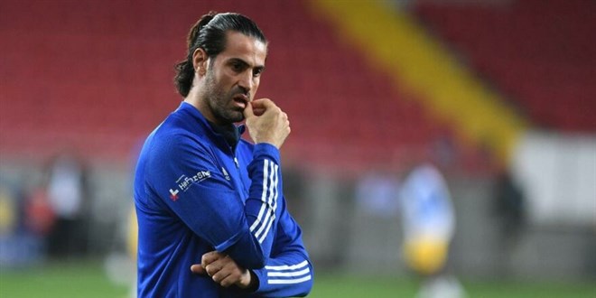Volkan Demirel Süper Lig'e geri döndü! 2.5 yıllık anlaşma