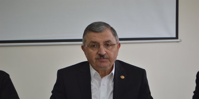 'Memurun hak kaybını önlemek için ter akıtmaya devam edeceğiz'
