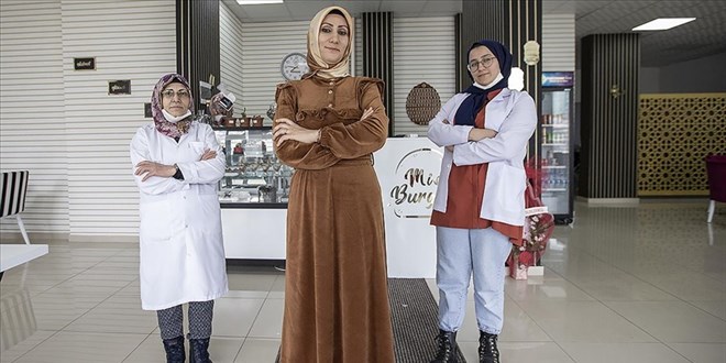 Yemek fabrikas�nda i��iydi, yapt��� giri�imle i�inin patronu oldu