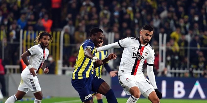 Fenerbahçe ile Beşiktaş berabere kaldı