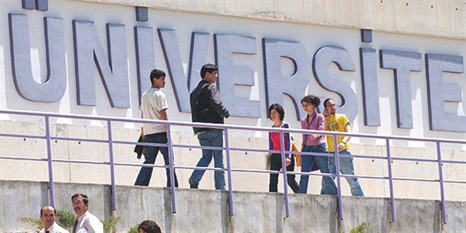 Erdoğan'dan müjde... Üniversite öğrencilerinin bursuna zam yapıldı