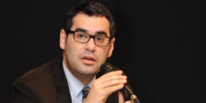 Enver Aysever'e 'dini değerleri aşağılama' suçundan para cezası